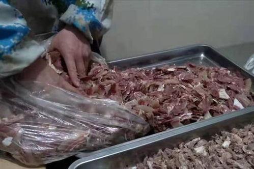 大锅炖牛杂视频,大锅炖牛杂,一锅鲜香四溢的冬日暖胃佳肴